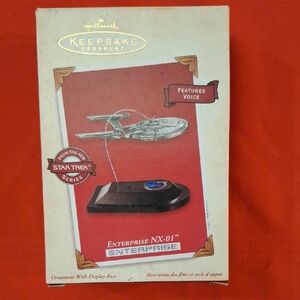 Hallmark Keepsake Star Trek Enterprise Ornament - Red and Black